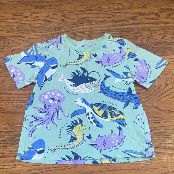 H&M Sea Creature Cotton T-Shirt - size 5t/6 - Picture 1 of 4